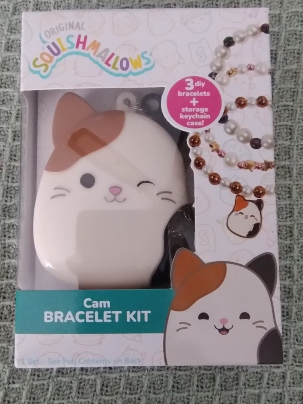 Squishmallows "Cam" bracelet kit